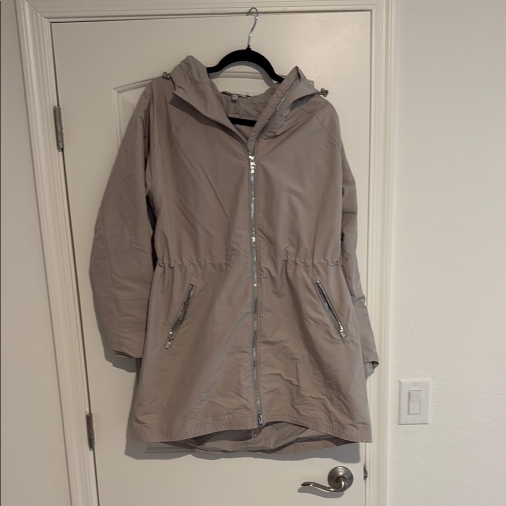 ATHLETA TAN RAIN Jacket